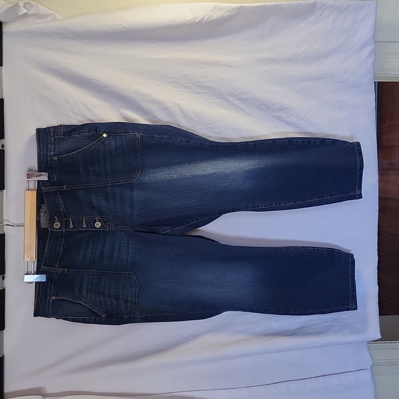 Torrid mid-rise skinny jeans size 22xs - Picture 1 of 4